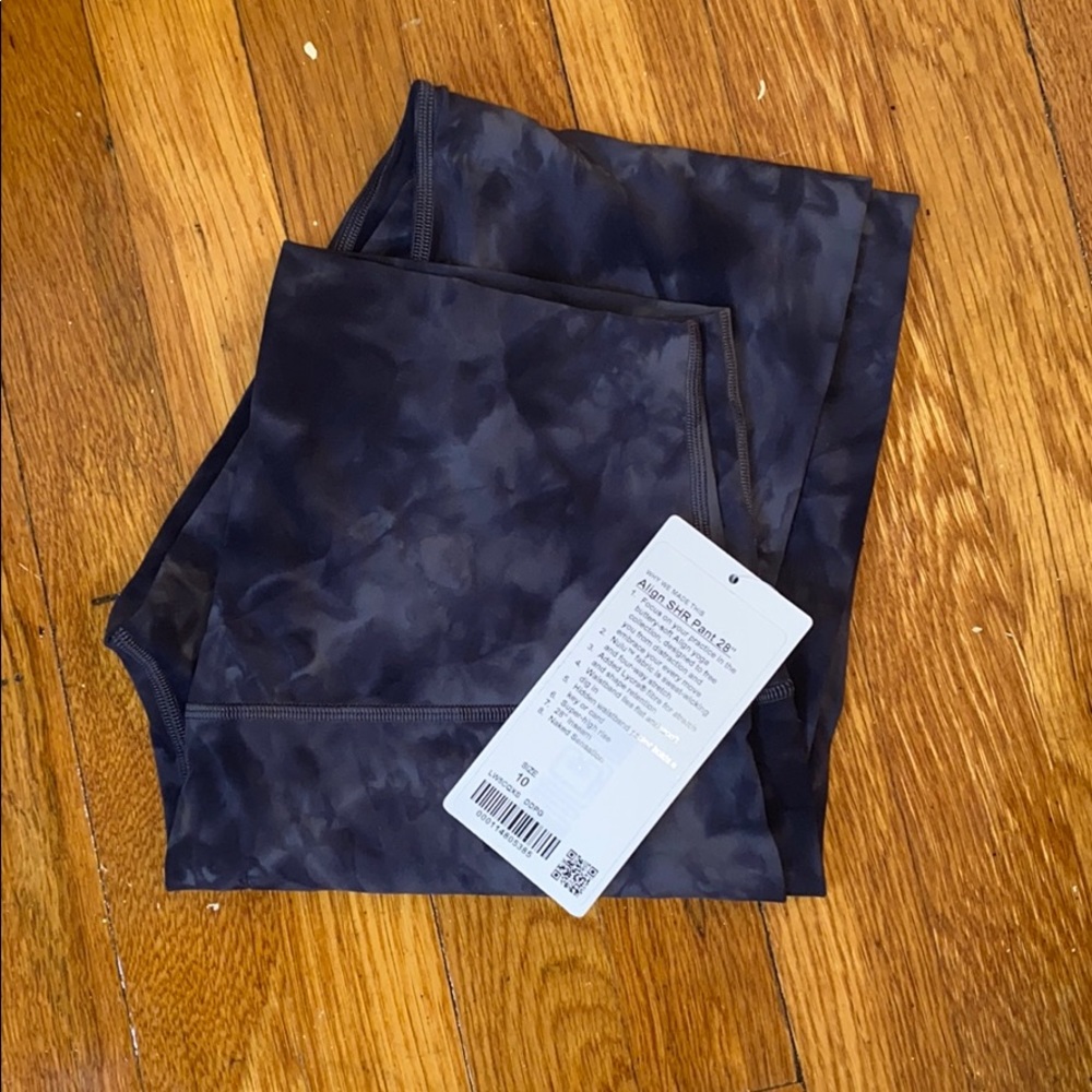Lulu lemon 28” align tie dye
